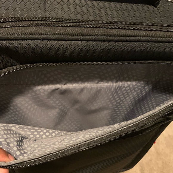 Luggage - Picture 5 of 8